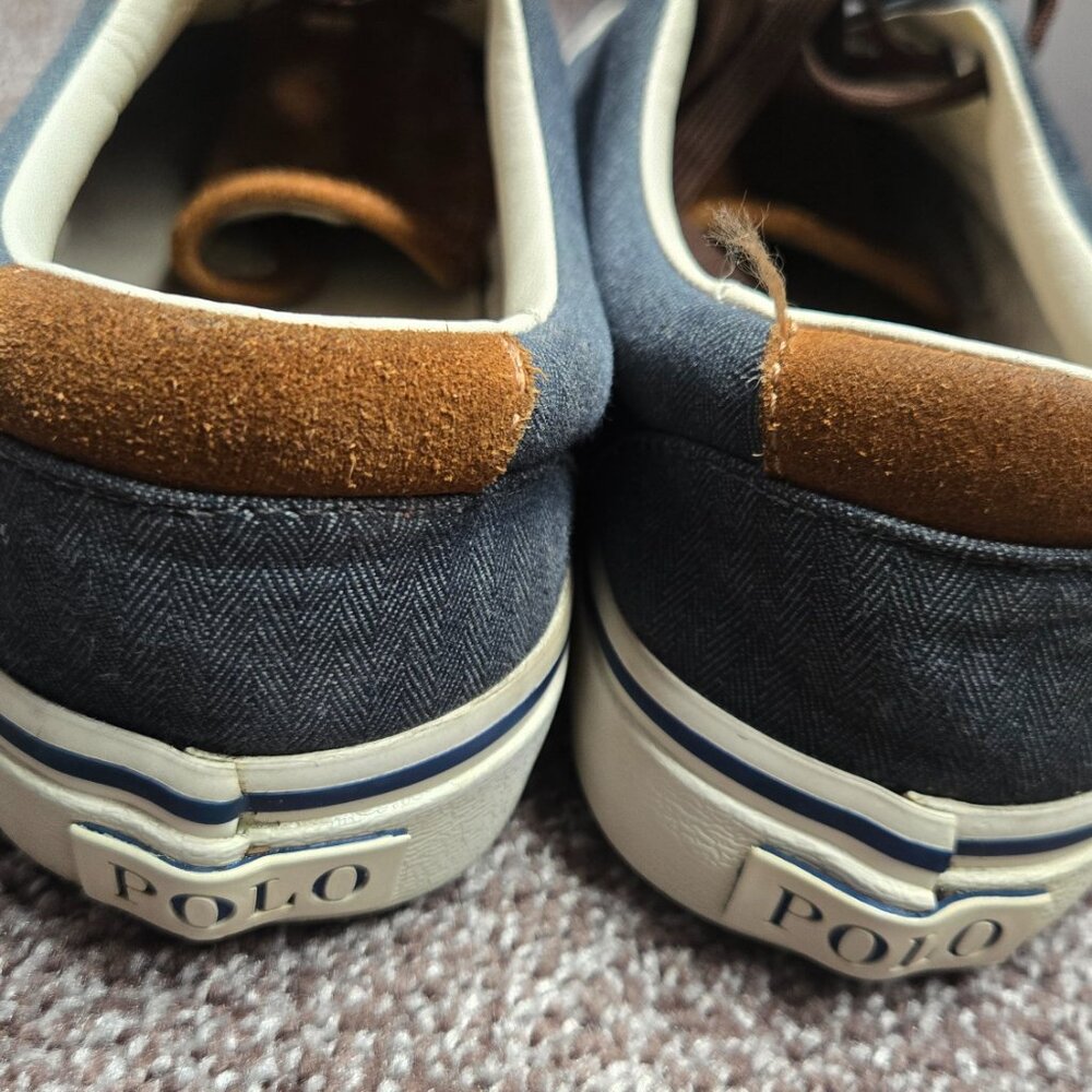 Shoes - Picture 2 of 6